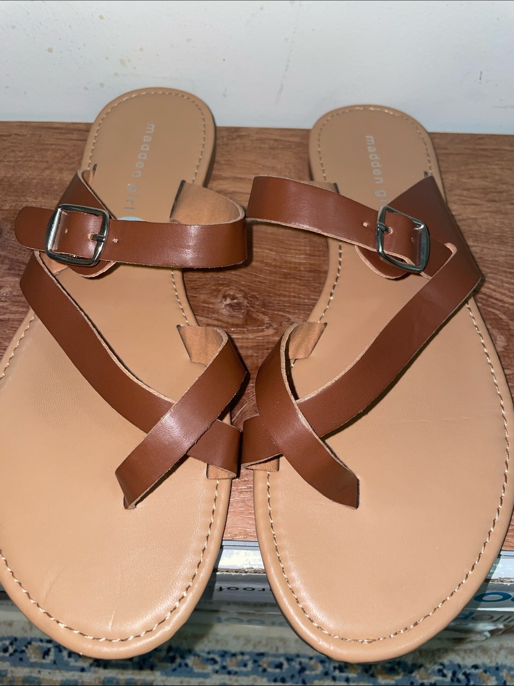 Madden Girl Tan Brown Buckle Toe-Ring Slide Sandals